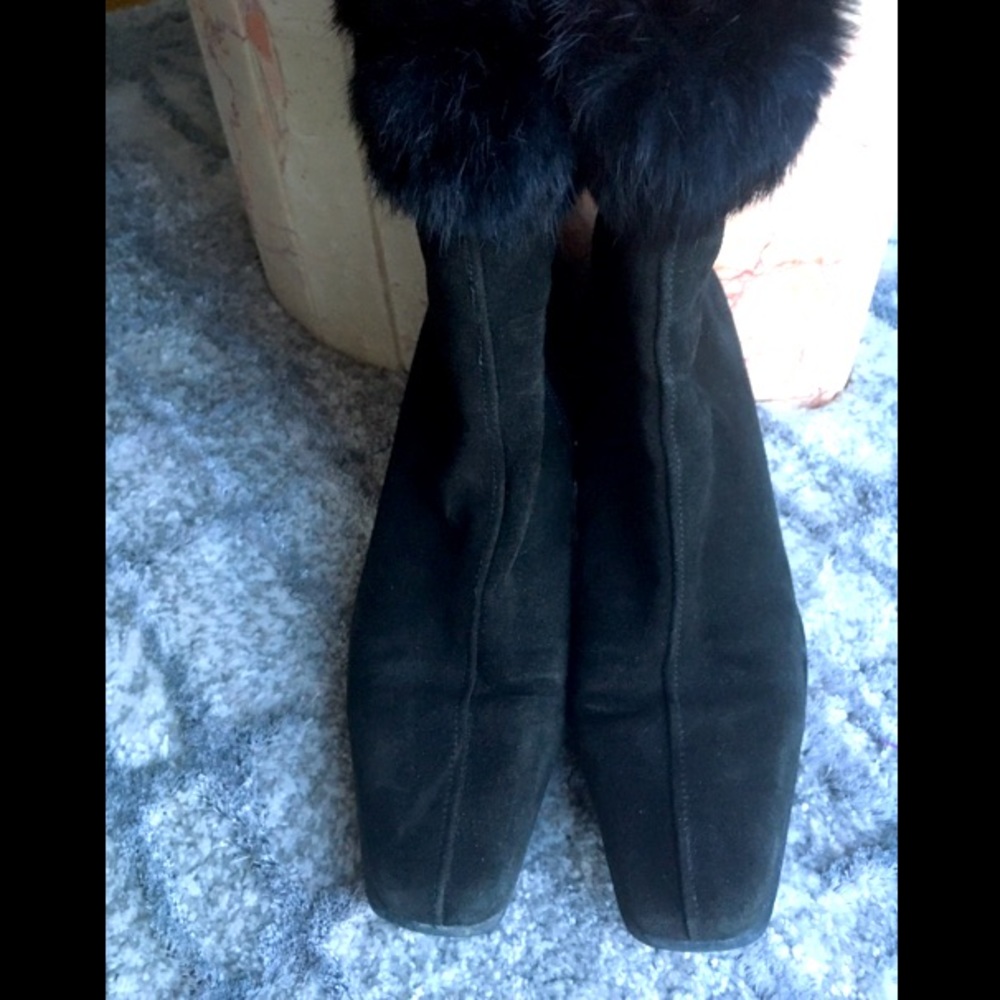 La Canadienne waterproof suede black boots with heel and rabbit fur trim - sz 8